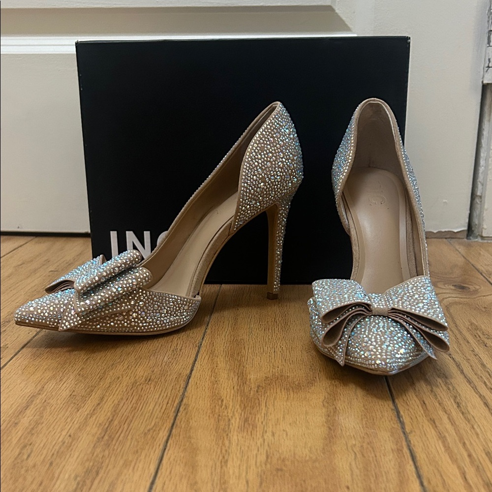 INC International Concepts Glittering Bow Heels in Silver and Tan